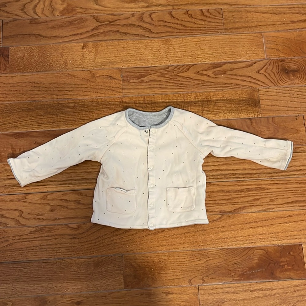 Adorable H&M reversible sweatshirt